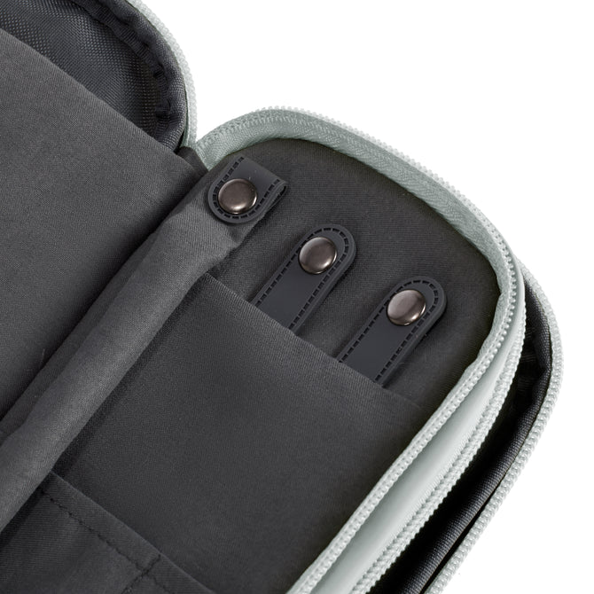 variant:46348684099776 Travelon 2-in-1 Jewelry & Tech Organizer Platinum