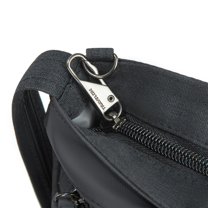 variant:46316914966720 Travelon Metro Anti-Theft Saddle Crossbody
Gray Heather