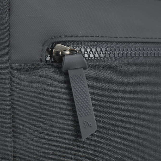 variant:46316914966720 Travelon Metro Anti-Theft Saddle Crossbody
Gray Heather