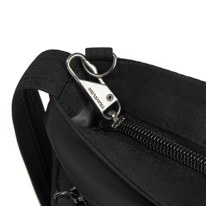 variant:46316909396160 Travelon Metro Anti-Theft Saddle Crossbody
Black