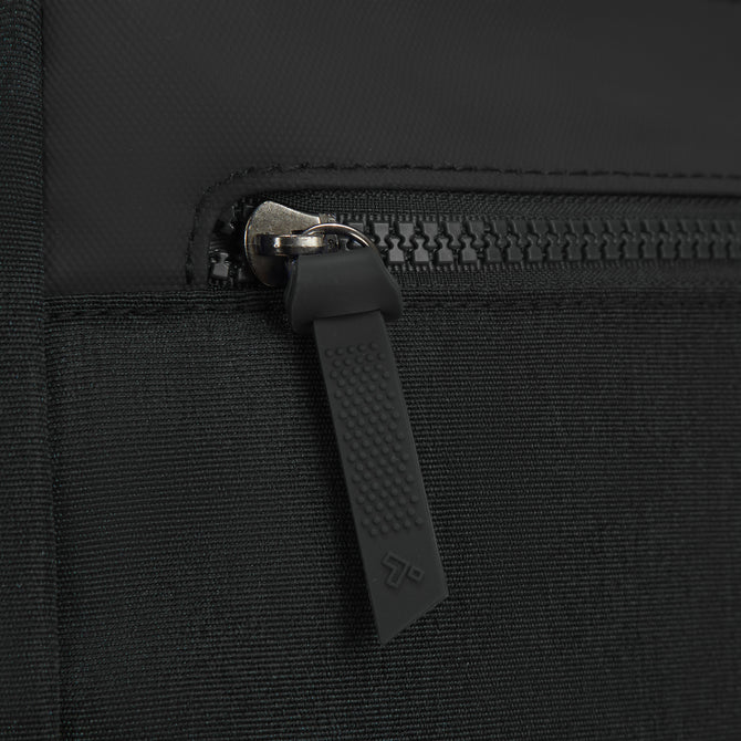 variant:46316909396160 Travelon Metro Anti-Theft Saddle Crossbody
Black