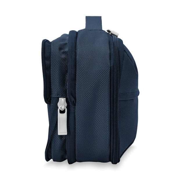 variant:46584183652544 Baseline Expandable Essentials Kit Navy