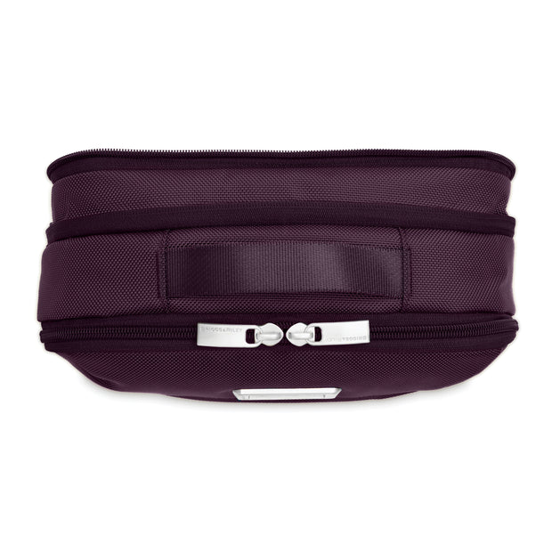 variant:46584183718080 Baseline Expandable Essentials Kit Plum