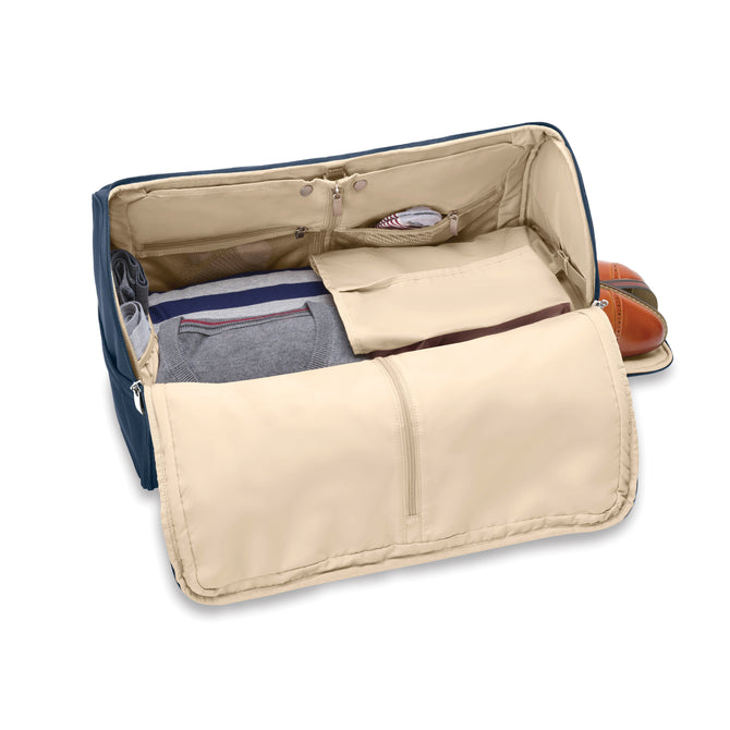 variant:46584430002368 Baseline Garment Duffel Navy