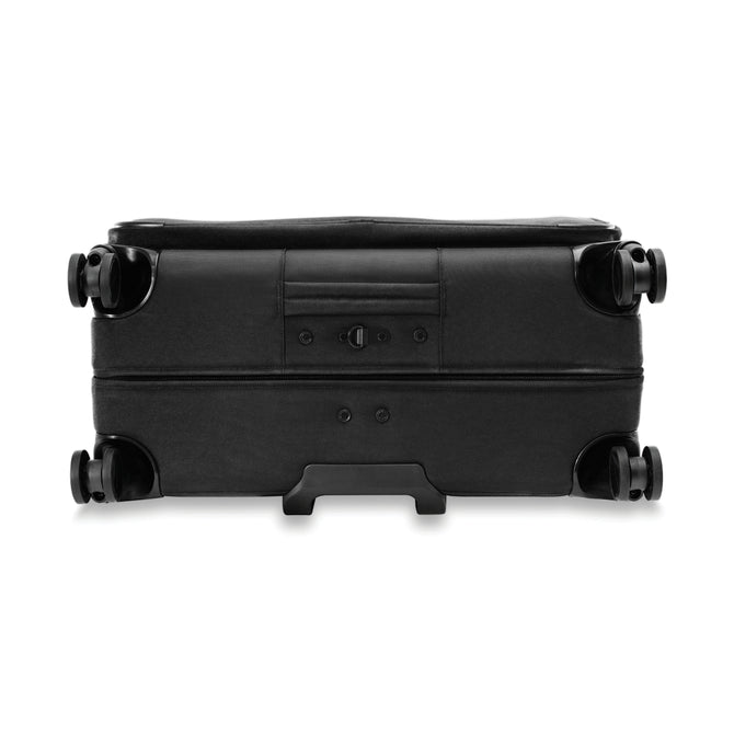 variant:43451790000320 Baseline Deluxe Wardrobe Spinner Black