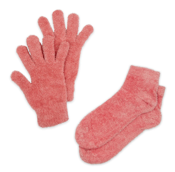 AAA.com  Spa Socks & Gloves Set