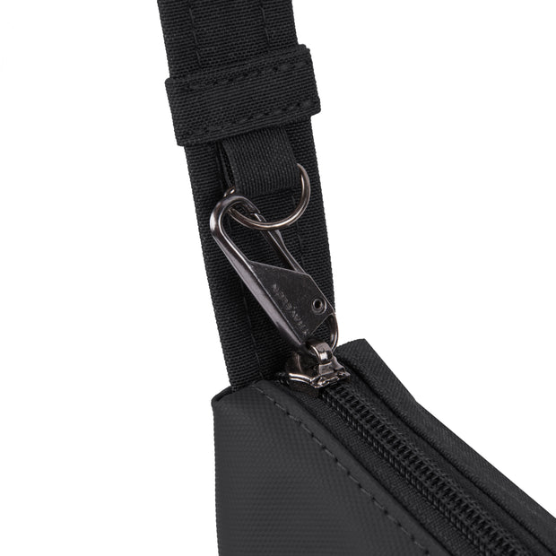 variant:42999673389248 travelon Metro Crossbody Black