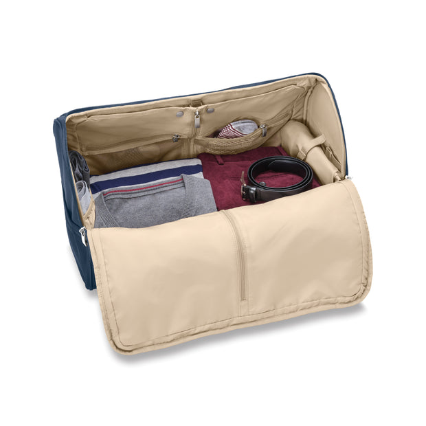 variant:46584430002368 Baseline Garment Duffel Navy
