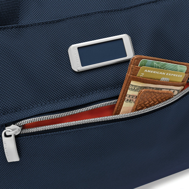 variant:46584430002368 Baseline Garment Duffel Navy