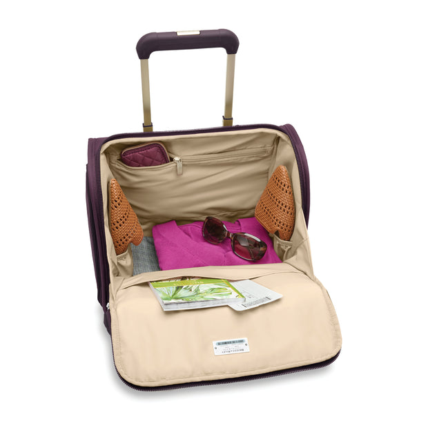 variant:46584505434304 Baseline Cabin Spinner Plum