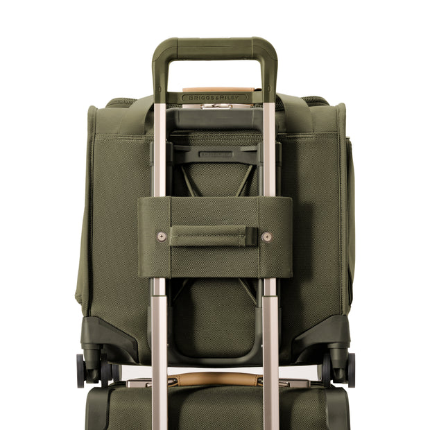 variant:43449878282432 Baseline Cabin Spinner Olive