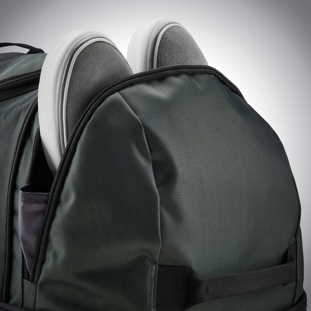 variant:43531876991168 samsonite 2 32 wheeled moss green